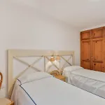 Апартаменты Playa Delphin 105 Пуэрто-Наос