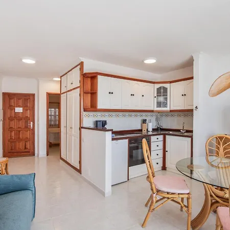 Playa Delphin 105 Апартаменты